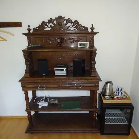 Апартаменты Galerie-antique *